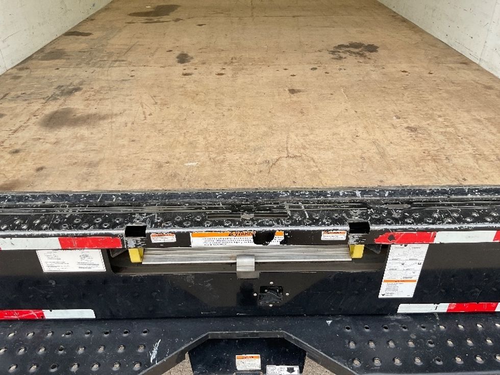 Light Duty Box Truck-Light and Medium Duty Trucks-GMC-2022-Savana G33903-Round Rock-TX-115,883\n\t\tmiles-$ 30,000 - Image 8