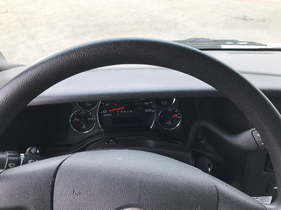 Light Duty Box Truck-Light and Medium Duty Trucks-GMC-2022-Savana G33903-Round Rock-TX-33,547\n\t\tmiles-$ 45,250 - Image 17