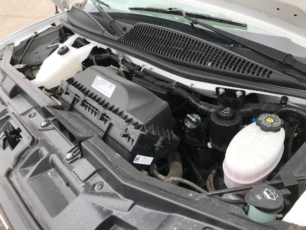 Light Duty Box Truck-Light and Medium Duty Trucks-GMC-2022-Savana G33903-Round Rock-TX-33,547\n\t\tmiles-$ 45,250 - Image 23