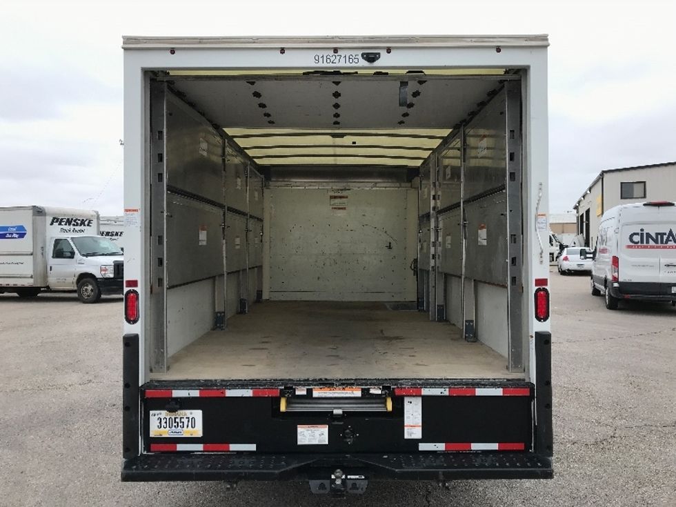 Light Duty Box Truck-Light and Medium Duty Trucks-GMC-2022-Savana G33903-Round Rock-TX-33,547\n\t\tmiles-$ 45,250 - Image 8