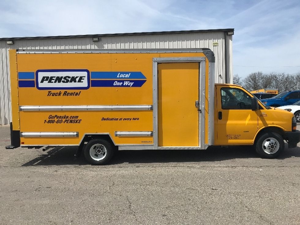 Light Duty Box Truck-Light and Medium Duty Trucks-GMC-2022-Savana G33903-Round Rock-TX-39,995\n\t\tmiles-$ 39,500 - Image 14