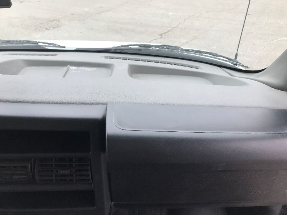 Light Duty Box Truck-Light and Medium Duty Trucks-GMC-2022-Savana G33903-Round Rock-TX-53,187\n\t\tmiles-$ 43,000 - Image 20