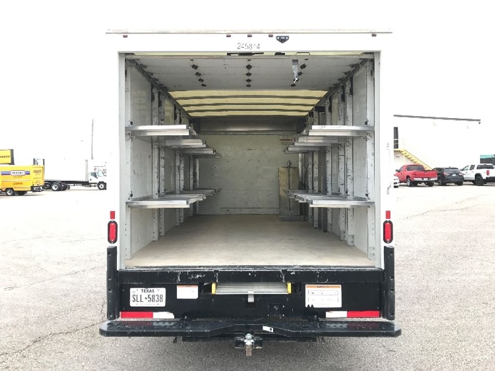Light Duty Box Truck-Light and Medium Duty Trucks-GMC-2022-Savana G33903-Round Rock-TX-53,187\n\t\tmiles-$ 43,000 - Image 8