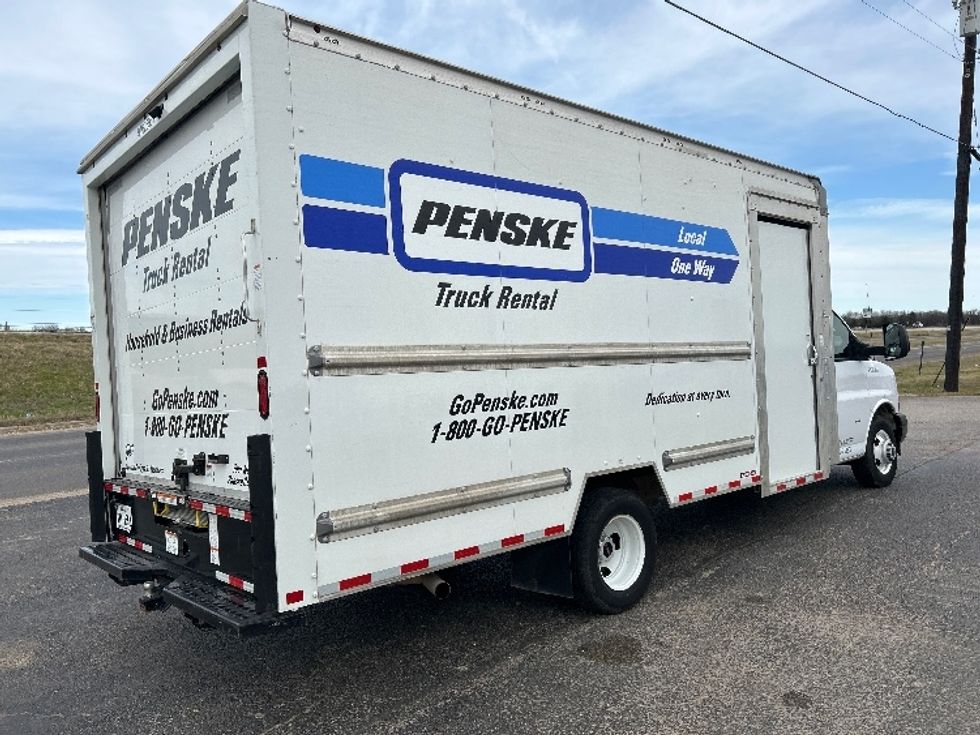Light Duty Box Truck-Light and Medium Duty Trucks-GMC-2022-Savana G33903-Round Rock-TX-62,558\n\t\tmiles-$ 41,750 - Image 13