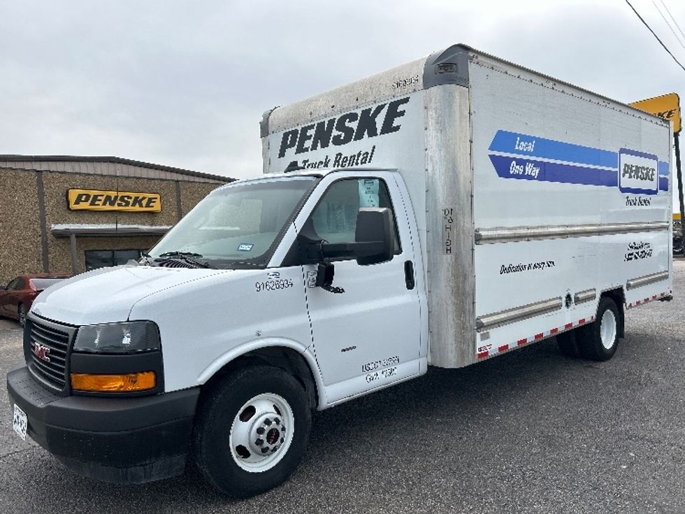 Light Duty Box Truck-Light and Medium Duty Trucks-GMC-2022-Savana G33903-Round Rock-TX-62,558\n\t\tmiles-$ 41,750 - Image 3