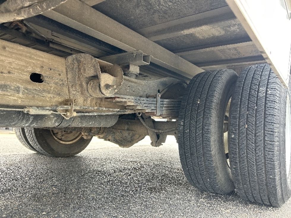 Light Duty Box Truck-Light and Medium Duty Trucks-GMC-2022-Savana G33903-Round Rock-TX-62,558\n\t\tmiles-$ 41,750 - Image 5