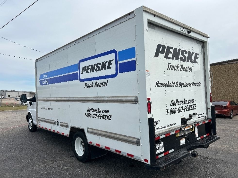 Light Duty Box Truck-Light and Medium Duty Trucks-GMC-2022-Savana G33903-Round Rock-TX-62,558\n\t\tmiles-$ 41,750 - Image 6