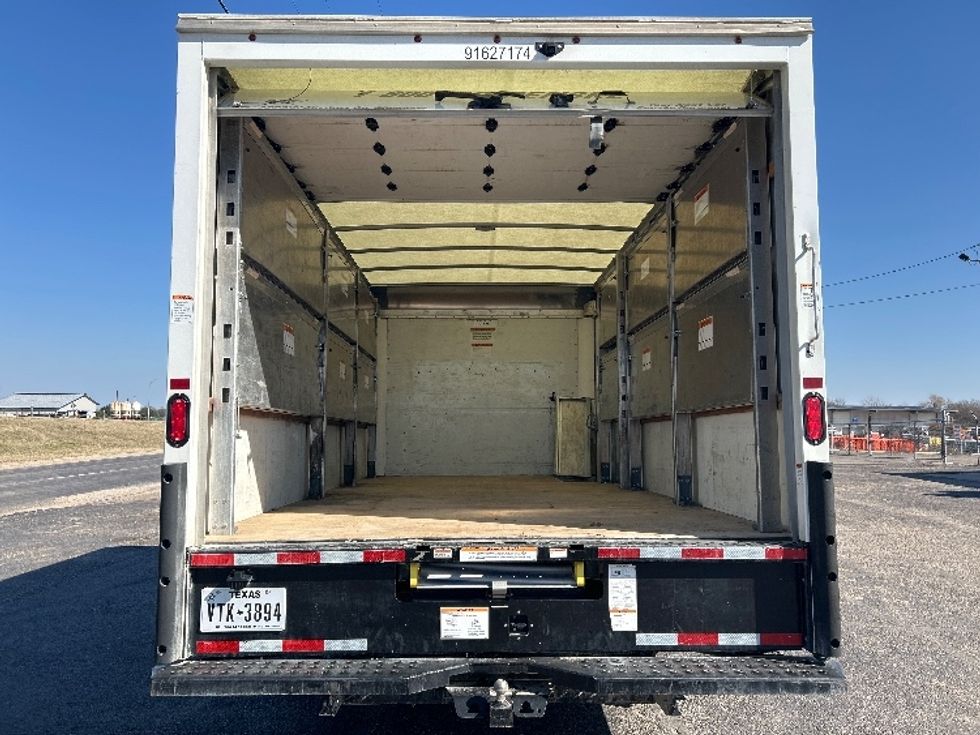 Light Duty Box Truck-Light and Medium Duty Trucks-GMC-2022-Savana G33903-Round Rock-TX-66,302\n\t\tmiles-$ 44,500 - Image 8