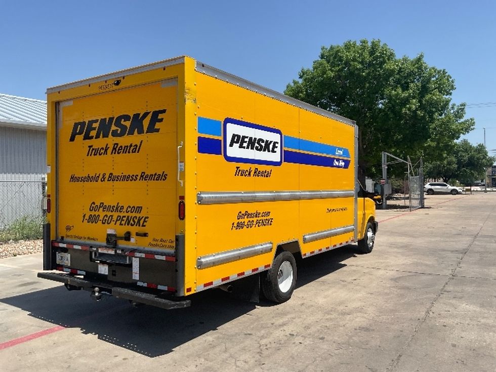 Light Duty Box Truck-Light and Medium Duty Trucks-GMC-2022-Savana G33903-Round Rock-TX-77,043\n\t\tmiles-$ 30,500 - Image 11