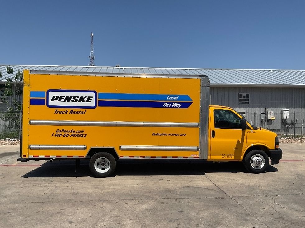 Light Duty Box Truck-Light and Medium Duty Trucks-GMC-2022-Savana G33903-Round Rock-TX-77,043\n\t\tmiles-$ 30,500 - Image 12
