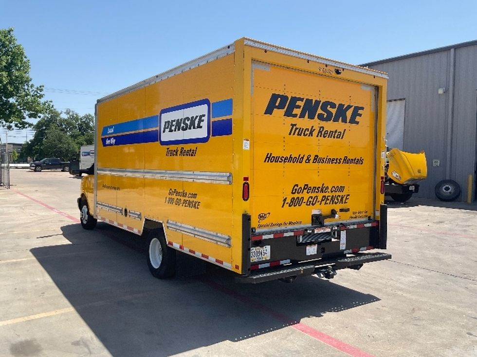 Light Duty Box Truck-Light and Medium Duty Trucks-GMC-2022-Savana G33903-Round Rock-TX-77,043\n\t\tmiles-$ 30,500 - Image 5