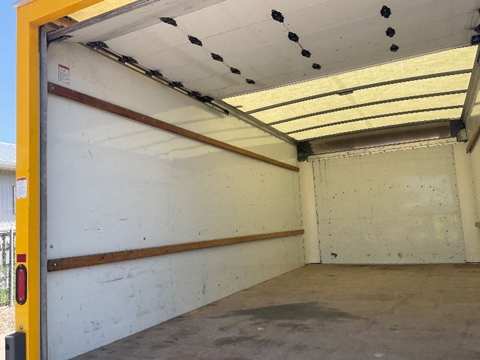 Light Duty Box Truck-Light and Medium Duty Trucks-GMC-2022-Savana G33903-Round Rock-TX-77,043\n\t\tmiles-$ 30,500 - Image 9