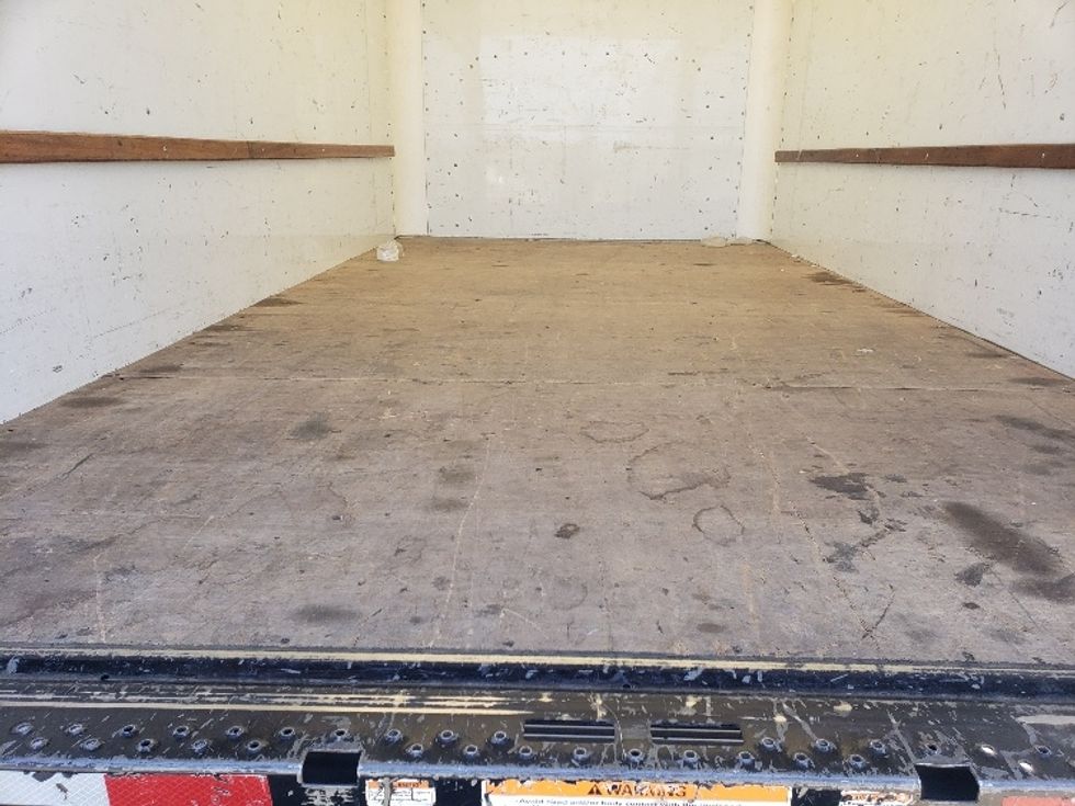 Light Duty Box Truck-Light and Medium Duty Trucks-GMC-2022-Savana G33903-Sacramento-CA-58,897\n\t\tmiles-$ 33,000 - Image 10