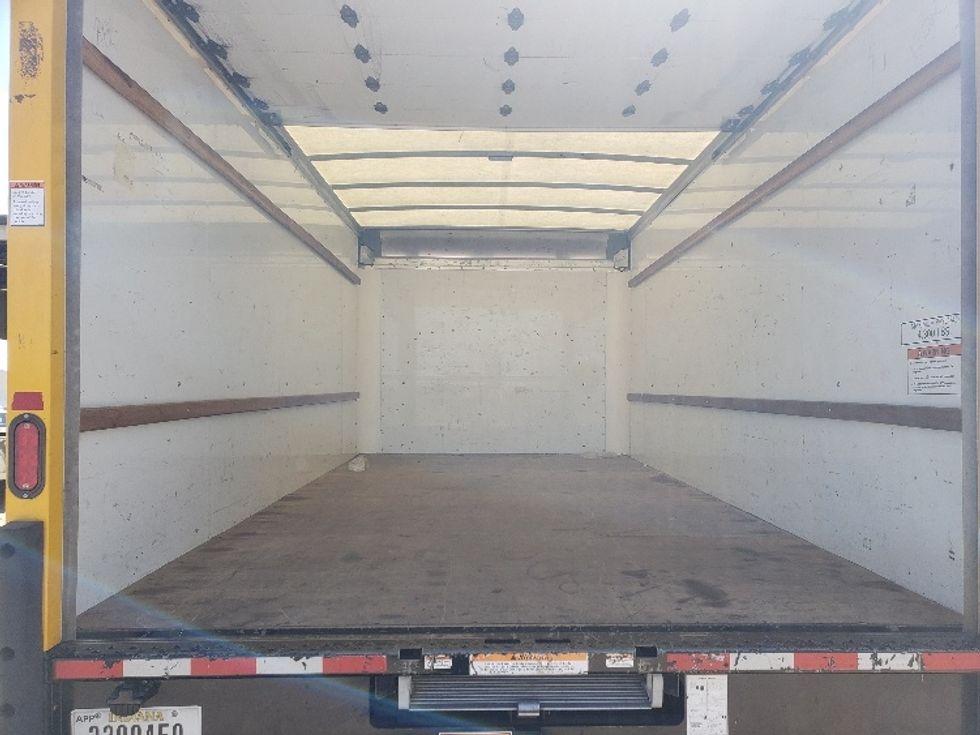 Light Duty Box Truck-Light and Medium Duty Trucks-GMC-2022-Savana G33903-Sacramento-CA-58,897\n\t\tmiles-$ 33,000 - Image 8