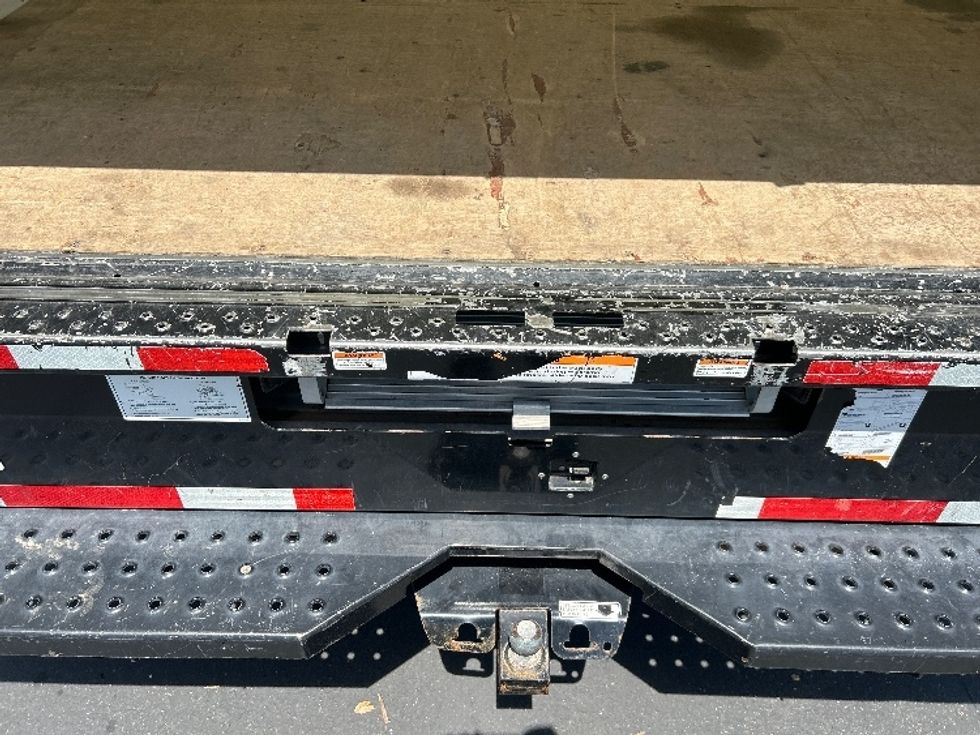 Light Duty Box Truck-Light and Medium Duty Trucks-GMC-2022-Savana G33903-Sacramento-CA-79,396\n\t\tmiles-$ 29,750 - Image 10