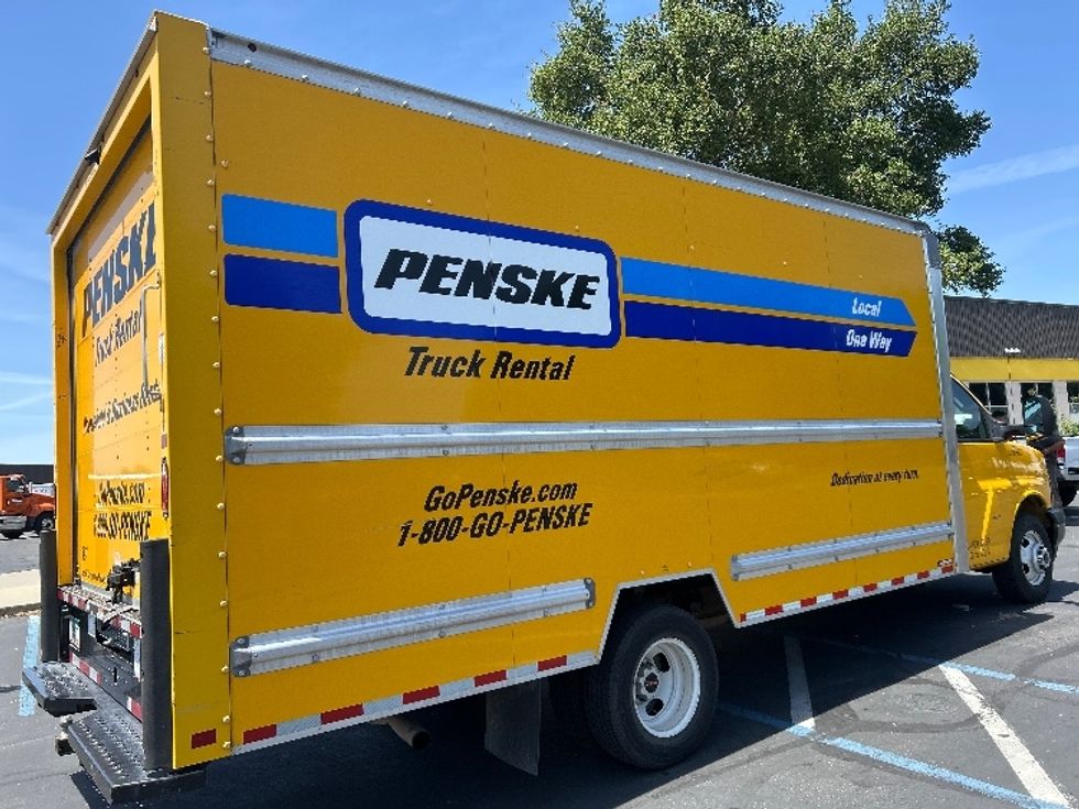 Light Duty Box Truck-Light and Medium Duty Trucks-GMC-2022-Savana G33903-Sacramento-CA-79,396\n\t\tmiles-$ 29,750 - Image 13