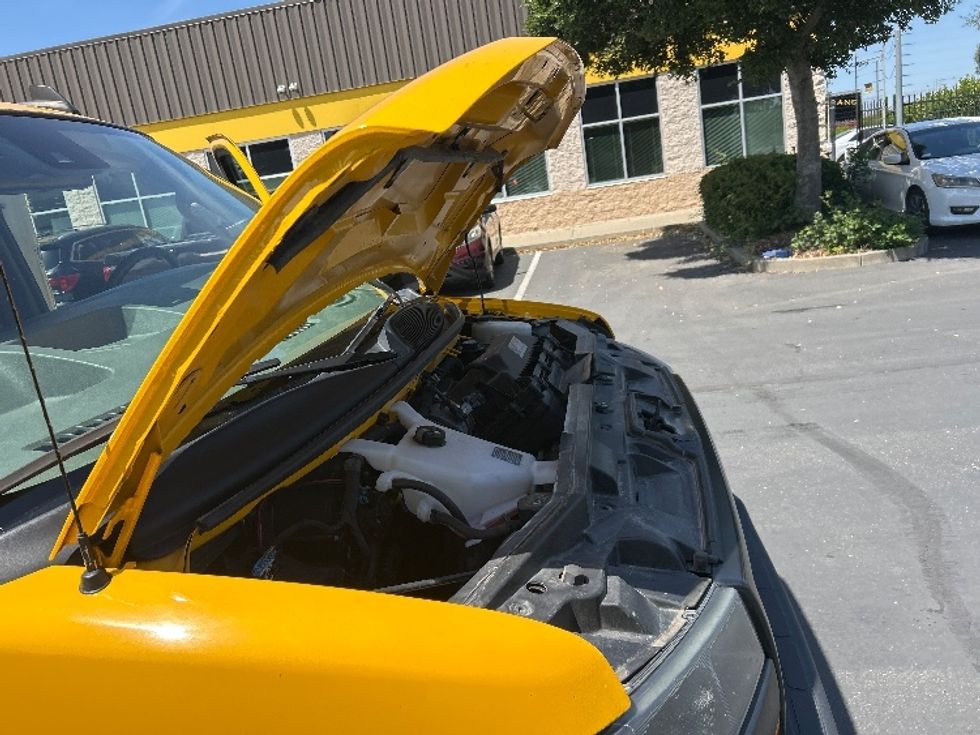 Light Duty Box Truck-Light and Medium Duty Trucks-GMC-2022-Savana G33903-Sacramento-CA-83,807\n\t\tmiles-$ 29,250 - Image 17