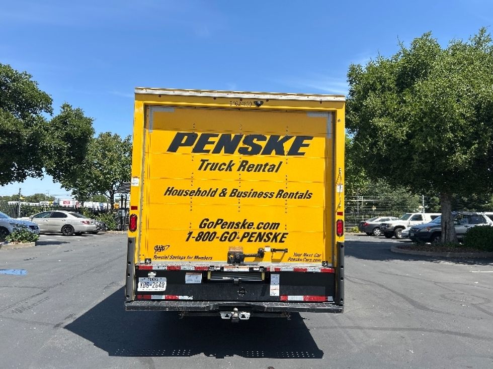 Light Duty Box Truck-Light and Medium Duty Trucks-GMC-2022-Savana G33903-Sacramento-CA-83,807\n\t\tmiles-$ 29,250 - Image 6
