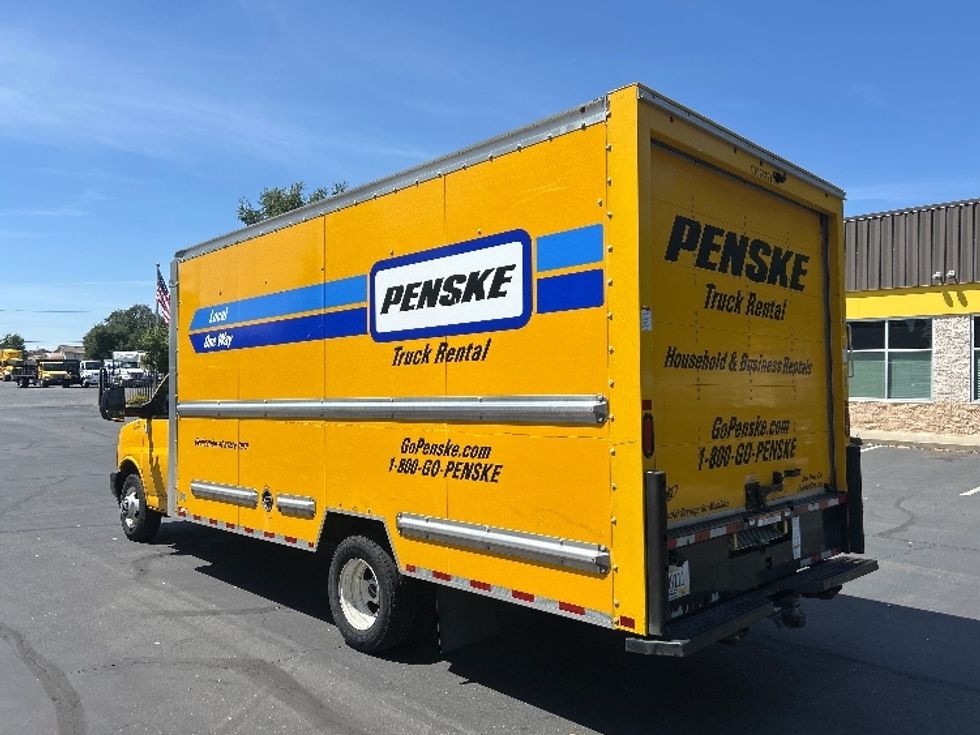 Light Duty Box Truck-Light and Medium Duty Trucks-GMC-2022-Savana G33903-Sacramento-CA-96,317\n\t\tmiles-$ 27,750 - Image 5