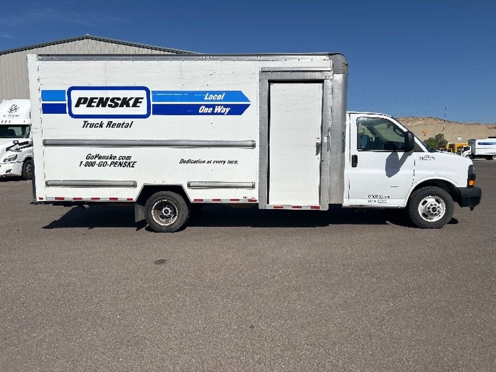 Light Duty Box Truck-Light and Medium Duty Trucks-GMC-2022-Savana G33903-Saint George-UT-99,810\n\t\tmiles-$ 35,750 - Image 12