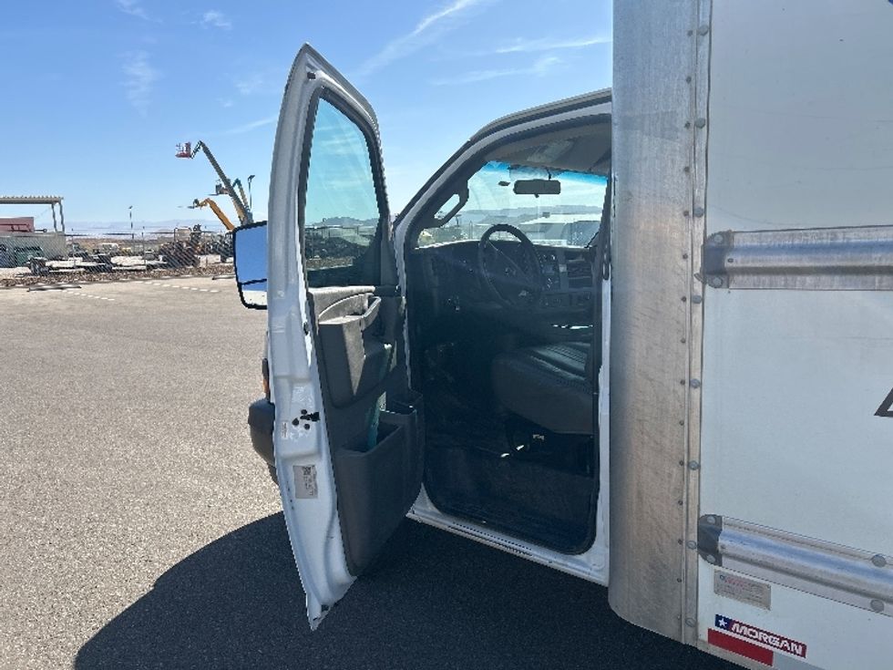 Light Duty Box Truck-Light and Medium Duty Trucks-GMC-2022-Savana G33903-Saint George-UT-99,810\n\t\tmiles-$ 35,750 - Image 13