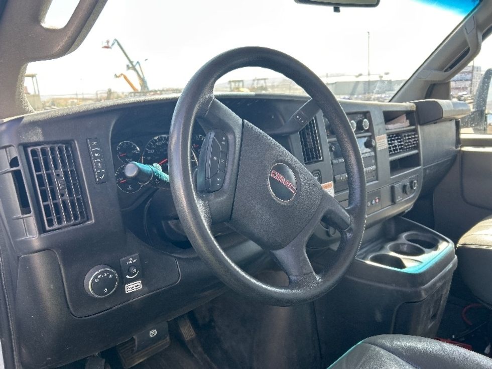 Light Duty Box Truck-Light and Medium Duty Trucks-GMC-2022-Savana G33903-Saint George-UT-99,810\n\t\tmiles-$ 35,750 - Image 14