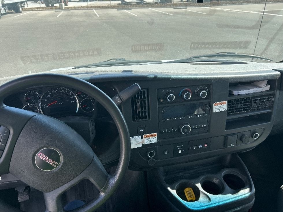 Light Duty Box Truck-Light and Medium Duty Trucks-GMC-2022-Savana G33903-Saint George-UT-99,810\n\t\tmiles-$ 35,750 - Image 15
