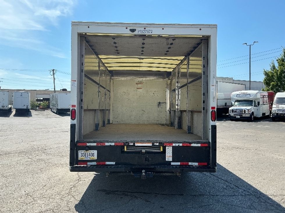 Light Duty Box Truck-Light and Medium Duty Trucks-GMC-2022-Savana G33903-Saint Louis-MO-75,854\n\t\tmiles-$ 37,250 - Image 8
