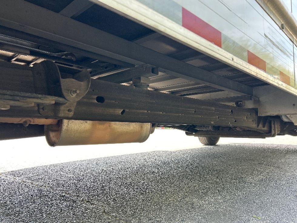 Light Duty Box Truck-Light and Medium Duty Trucks-GMC-2022-Savana G33903-Salem-VA-102,064\n\t\tmiles-$ 33,000 - Image 14