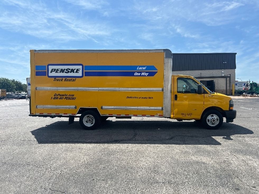 Light Duty Box Truck-Light and Medium Duty Trucks-GMC-2022-Savana G33903-San Antonio-TX-101,992\n\t\tmiles-$ 28,750 - Image 15