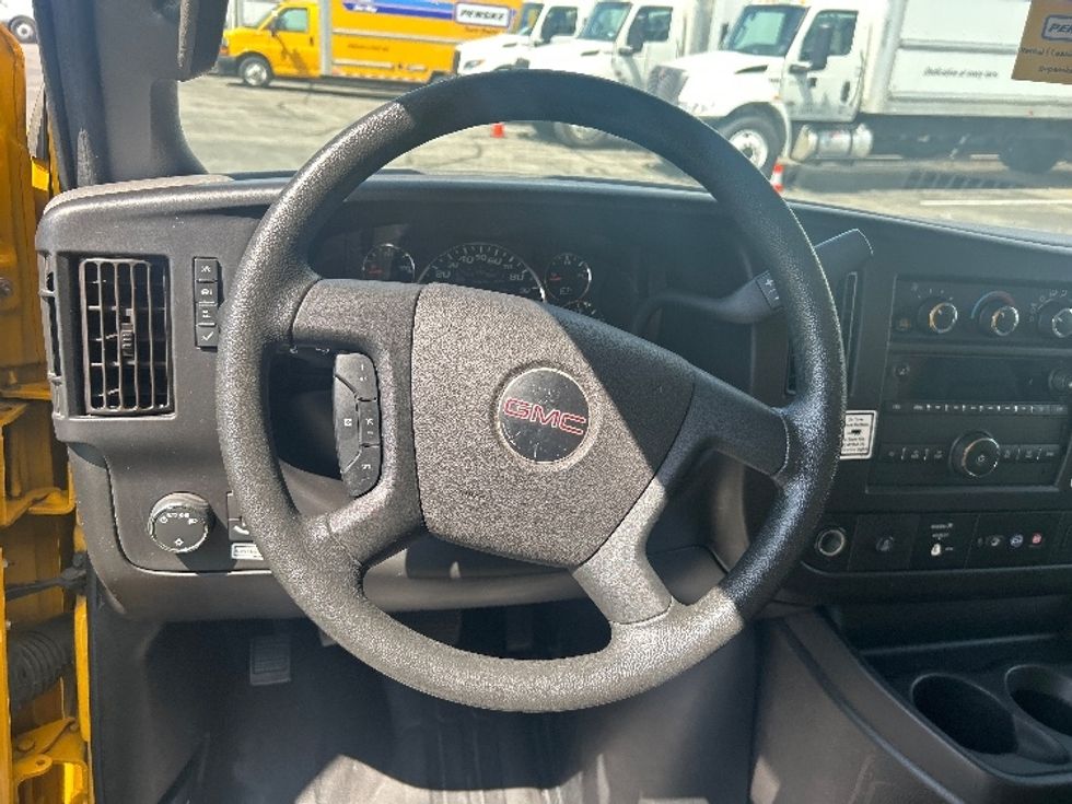 Light Duty Box Truck-Light and Medium Duty Trucks-GMC-2022-Savana G33903-San Antonio-TX-101,992\n\t\tmiles-$ 28,750 - Image 18