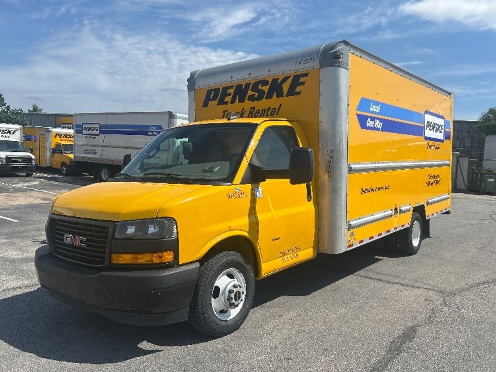 Light Duty Box Truck-Light and Medium Duty Trucks-GMC-2022-Savana G33903-San Antonio-TX-101,992\n\t\tmiles-$ 28,750 - Image 3