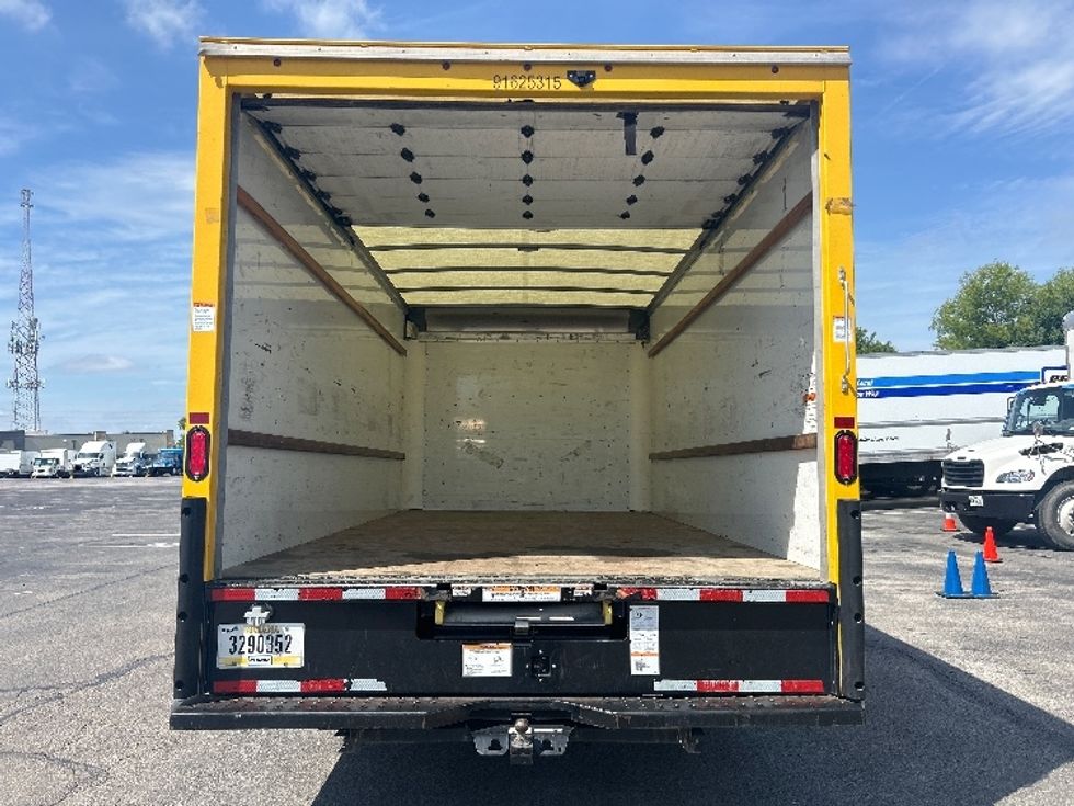 Light Duty Box Truck-Light and Medium Duty Trucks-GMC-2022-Savana G33903-San Antonio-TX-101,992\n\t\tmiles-$ 28,750 - Image 8