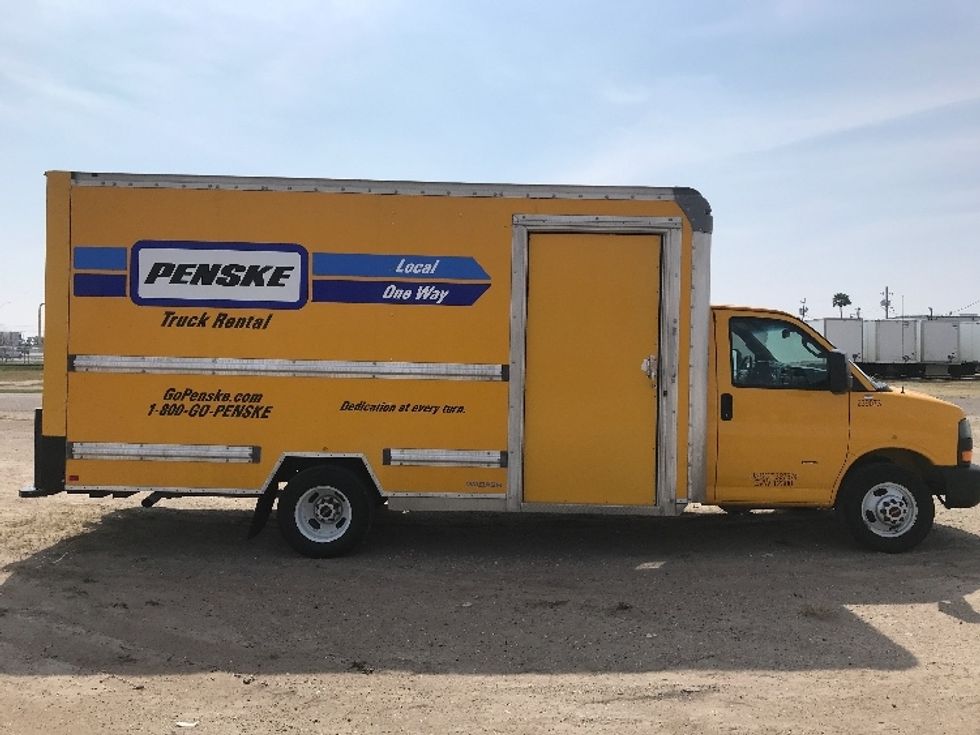 Light Duty Box Truck-Light and Medium Duty Trucks-GMC-2022-Savana G33903-San Antonio-TX-102,651\n\t\tmiles-$ 16,000 - Image 15