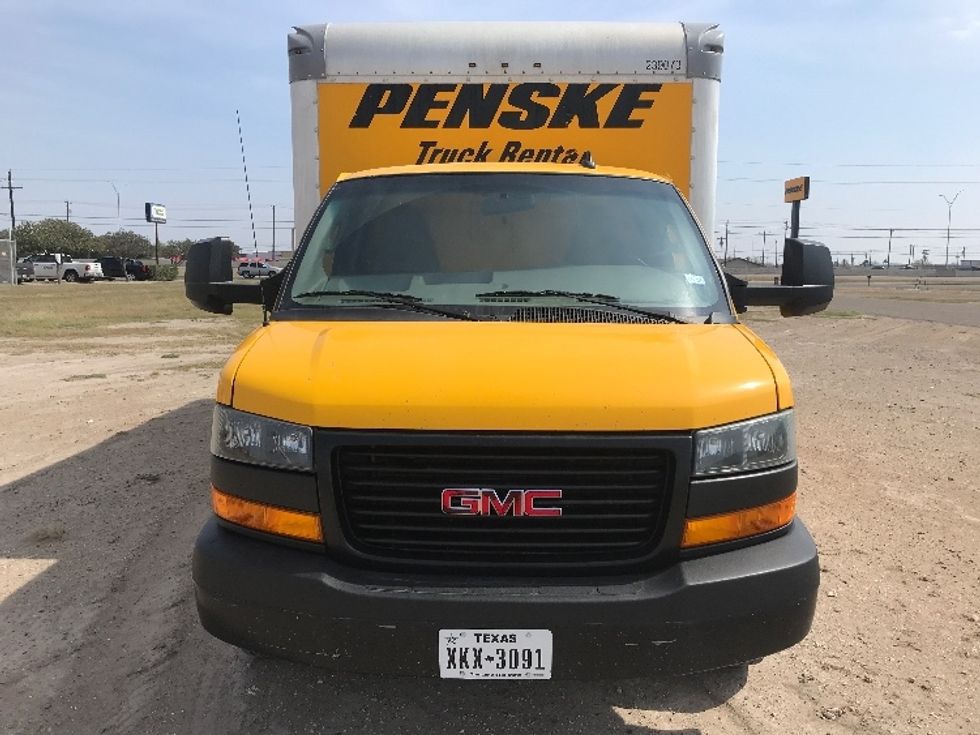 Light Duty Box Truck-Light and Medium Duty Trucks-GMC-2022-Savana G33903-San Antonio-TX-102,651\n\t\tmiles-$ 16,000 - Image 2