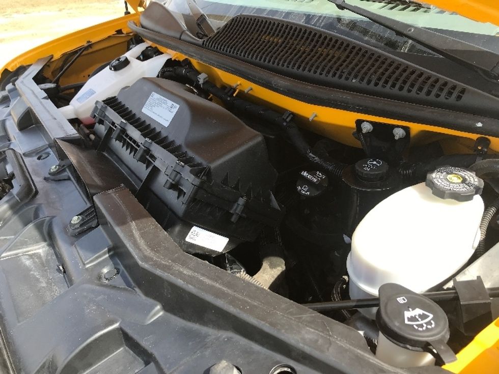 Light Duty Box Truck-Light and Medium Duty Trucks-GMC-2022-Savana G33903-San Antonio-TX-102,651\n\t\tmiles-$ 16,000 - Image 24