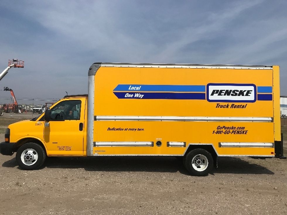 Light Duty Box Truck-Light and Medium Duty Trucks-GMC-2022-Savana G33903-San Antonio-TX-102,651\n\t\tmiles-$ 16,000 - Image 4