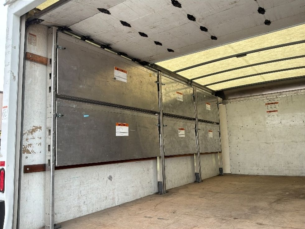 Light Duty Box Truck-Light and Medium Duty Trucks-GMC-2022-Savana G33903-San Antonio-TX-55,961\n\t\tmiles-$ 39,000 - Image 11