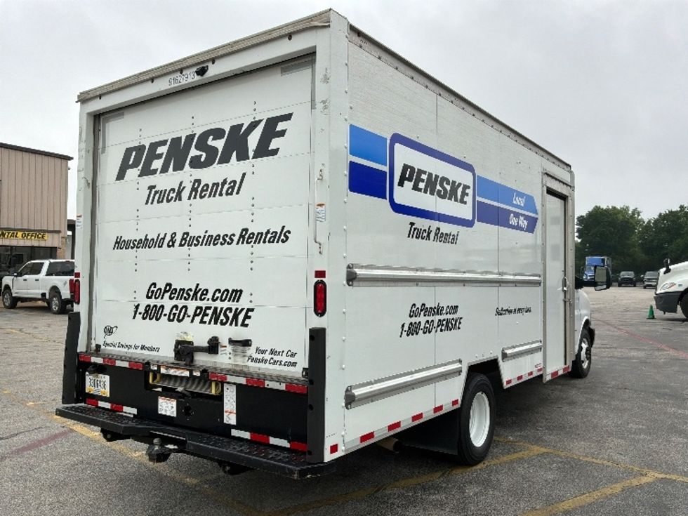 Light Duty Box Truck-Light and Medium Duty Trucks-GMC-2022-Savana G33903-San Antonio-TX-55,961\n\t\tmiles-$ 39,000 - Image 13