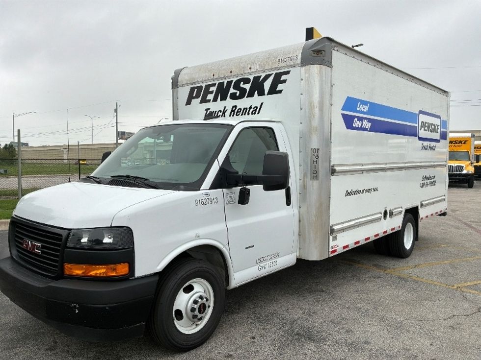 Light Duty Box Truck-Light and Medium Duty Trucks-GMC-2022-Savana G33903-San Antonio-TX-55,961\n\t\tmiles-$ 39,000 - Image 3