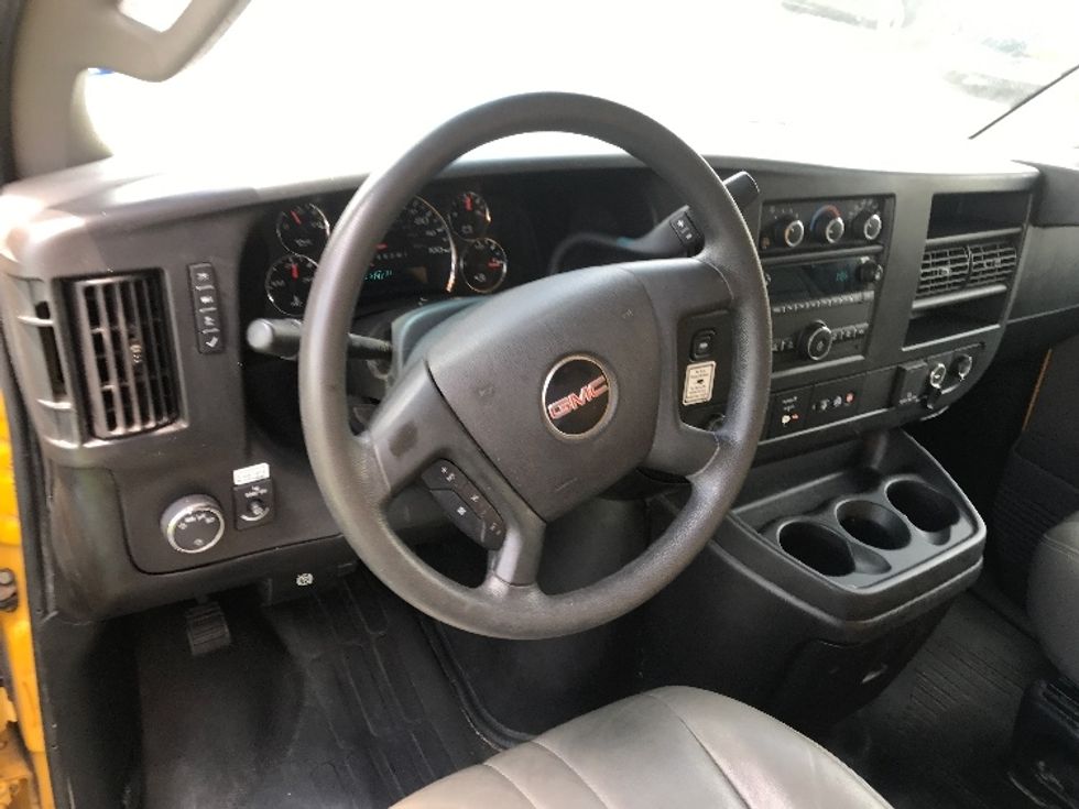 Light Duty Box Truck-Light and Medium Duty Trucks-GMC-2022-Savana G33903-San Antonio-TX-58,148\n\t\tmiles-$ 34,500 - Image 18