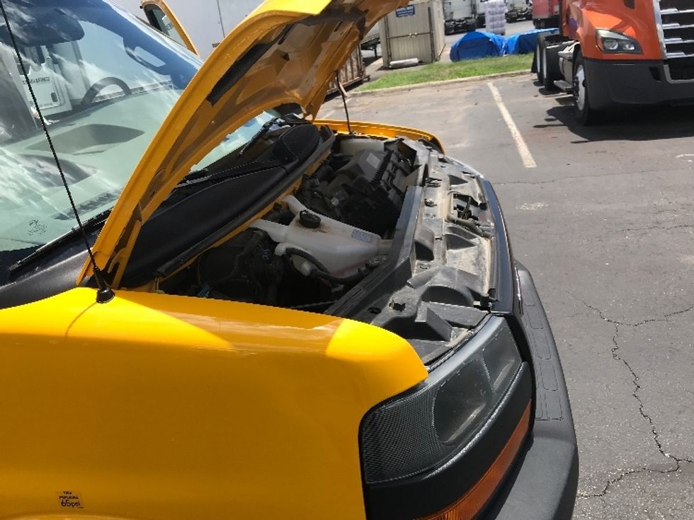 Light Duty Box Truck-Light and Medium Duty Trucks-GMC-2022-Savana G33903-San Antonio-TX-58,148\n\t\tmiles-$ 34,500 - Image 23