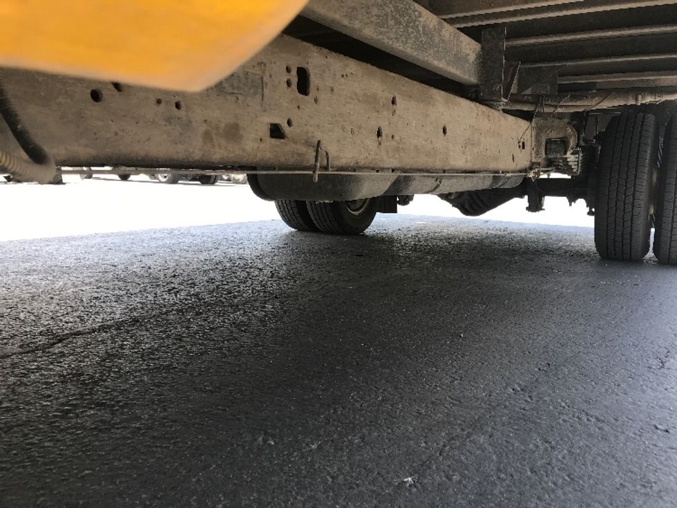 Light Duty Box Truck-Light and Medium Duty Trucks-GMC-2022-Savana G33903-San Antonio-TX-58,148\n\t\tmiles-$ 34,500 - Image 5