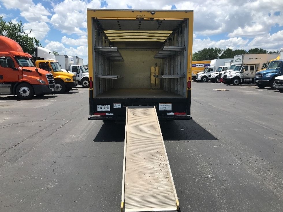 Light Duty Box Truck-Light and Medium Duty Trucks-GMC-2022-Savana G33903-San Antonio-TX-58,148\n\t\tmiles-$ 34,500 - Image 9