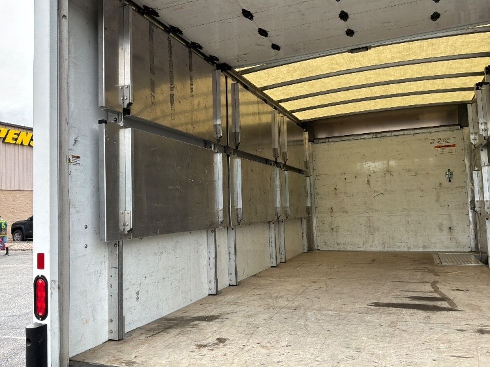 Light Duty Box Truck-Light and Medium Duty Trucks-GMC-2022-Savana G33903-San Antonio-TX-67,155\n\t\tmiles-$ 38,500 - Image 11