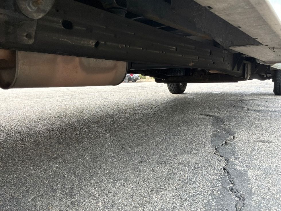 Light Duty Box Truck-Light and Medium Duty Trucks-GMC-2022-Savana G33903-San Antonio-TX-67,155\n\t\tmiles-$ 38,500 - Image 14