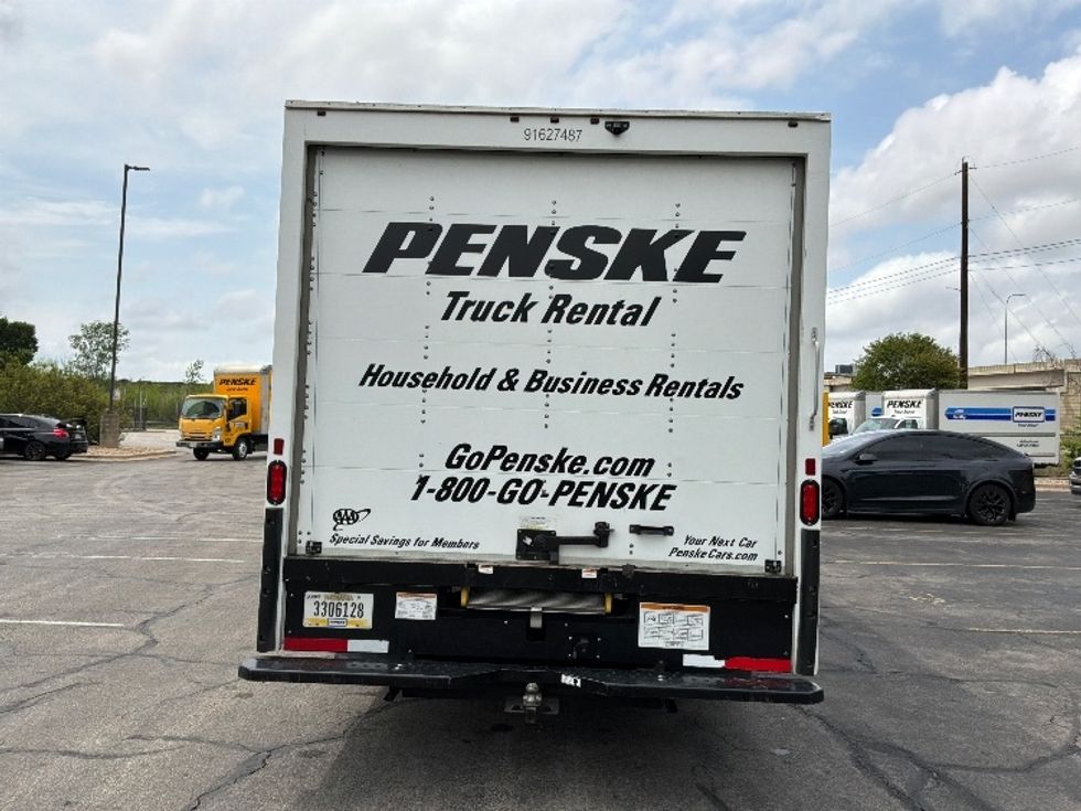 Light Duty Box Truck-Light and Medium Duty Trucks-GMC-2022-Savana G33903-San Antonio-TX-67,155\n\t\tmiles-$ 38,500 - Image 7