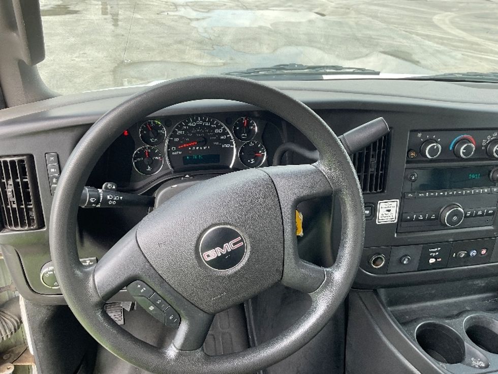 Light Duty Box Truck-Light and Medium Duty Trucks-GMC-2022-Savana G33903-San Antonio-TX-67,928\n\t\tmiles-$ 37,750 - Image 17