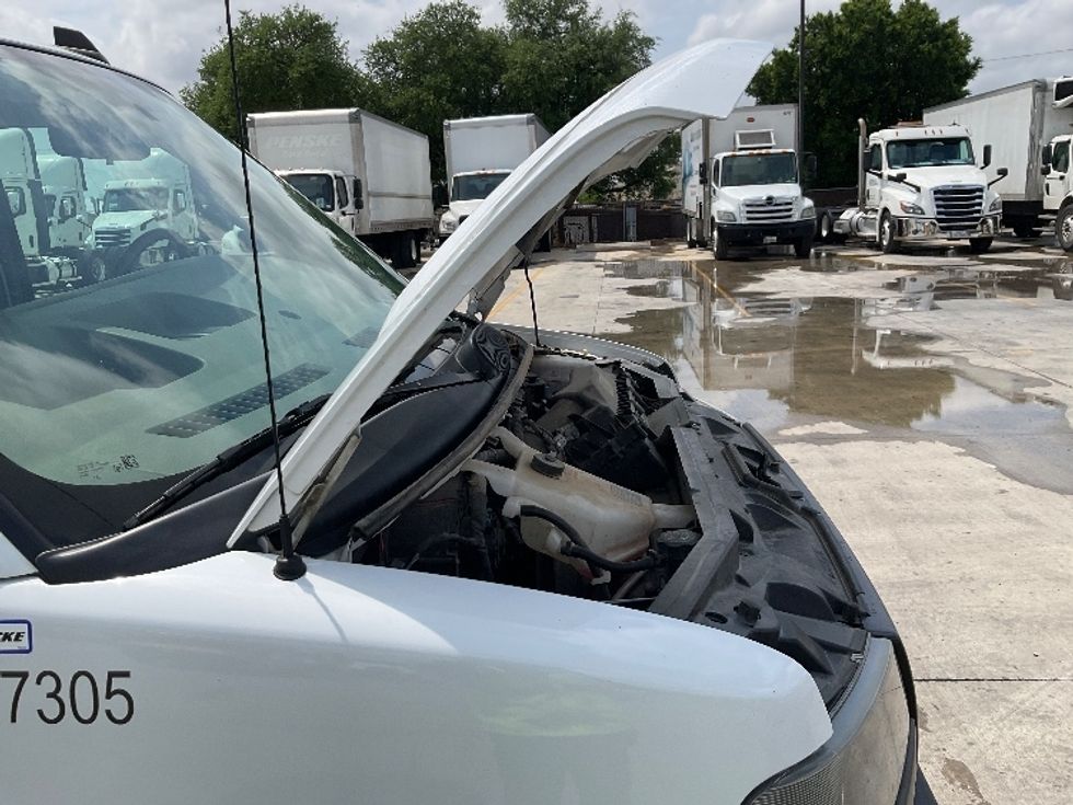 Light Duty Box Truck-Light and Medium Duty Trucks-GMC-2022-Savana G33903-San Antonio-TX-67,928\n\t\tmiles-$ 37,750 - Image 21