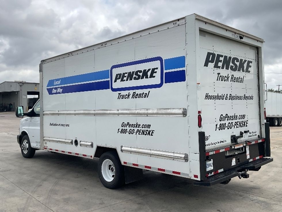 Light Duty Box Truck-Light and Medium Duty Trucks-GMC-2022-Savana G33903-San Antonio-TX-67,928\n\t\tmiles-$ 37,750 - Image 5